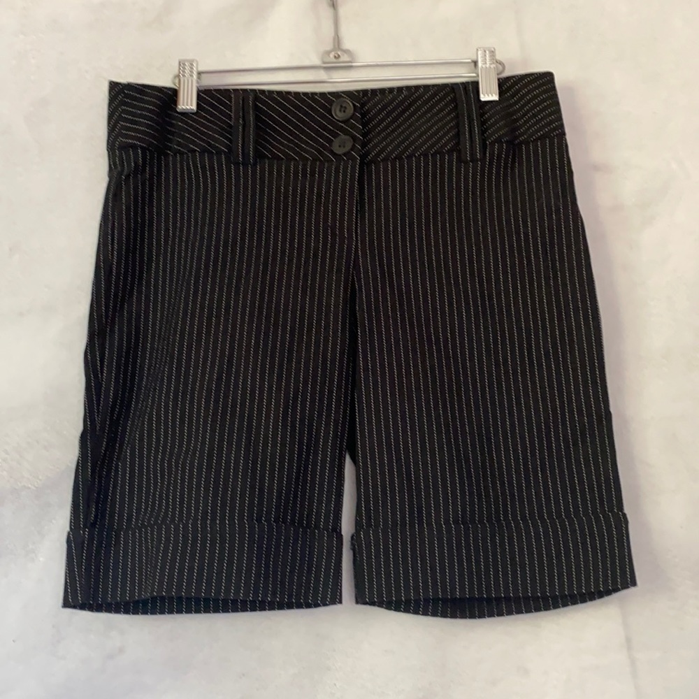 Women’s Wawa Black & White Pinstripe Shorts